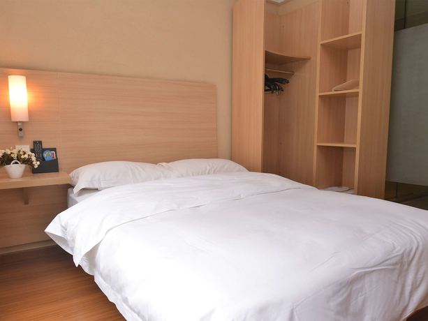 Imagen de la habitación del Hotel IBIS CHONGQING RANJIABA. Foto 4