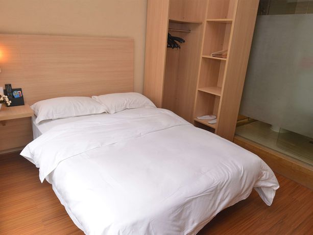 Imagen de la habitación del Hotel IBIS CHONGQING RANJIABA. Foto 5