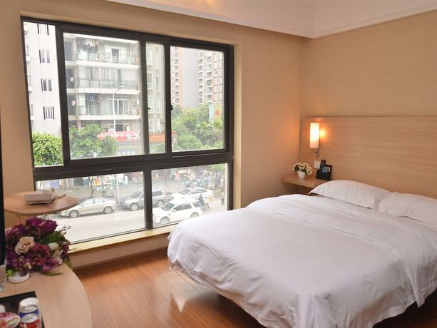 Imagen de la habitación del Hotel IBIS CHONGQING RANJIABA. Foto 11