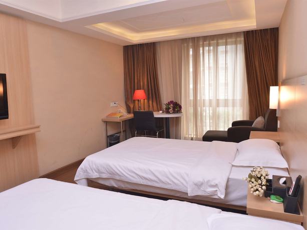 Imagen de la habitación del Hotel IBIS CHONGQING RANJIABA. Foto 12