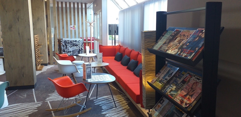 Imagen de los interiores del Hotel IBIS GAP CENTRE. Foto 15