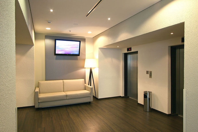 Imagen de los interiores del Hotel IBIS KONIGSTEIN. Foto 11