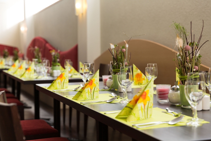 Imagen del bar/restaurante del Hotel IBIS KONIGSTEIN. Foto 4