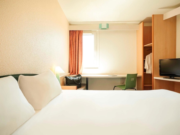 Imagen de la habitación del Hotel IBIS NARBONNE. Foto 14