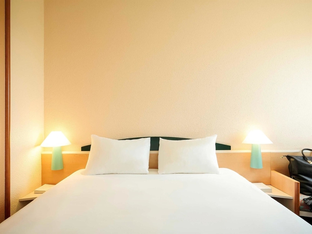 Imagen de la habitación del Hotel IBIS NARBONNE. Foto 15