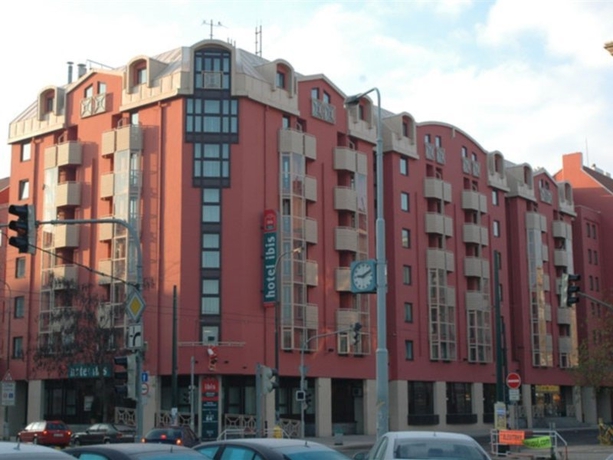 Imagen general del Hotel IBIS PRAHA KARLIN. Foto 4