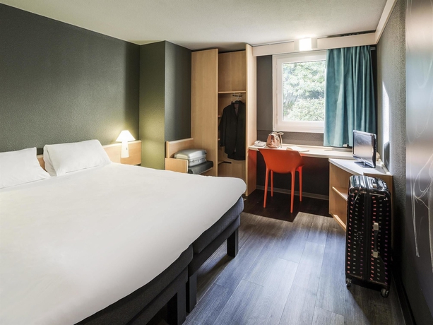 Imagen de la habitación del Hotel IBIS RENNES CESSON. Foto 8