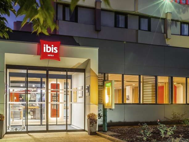 Imagen general del Hotel IBIS RENNES CESSON. Foto 3