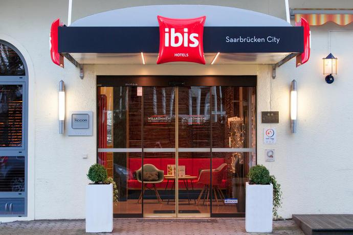 Imagen de los interiores del Hotel IBIS SAARBRÜCKEN. Foto 9