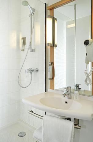 Imagen general del Hotel IBIS SENLIS. Foto 4