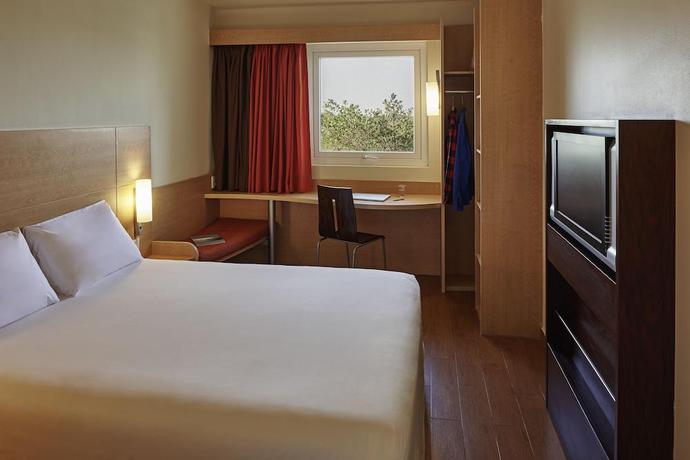 Imagen general del Hotel IBIS SENLIS. Foto 6