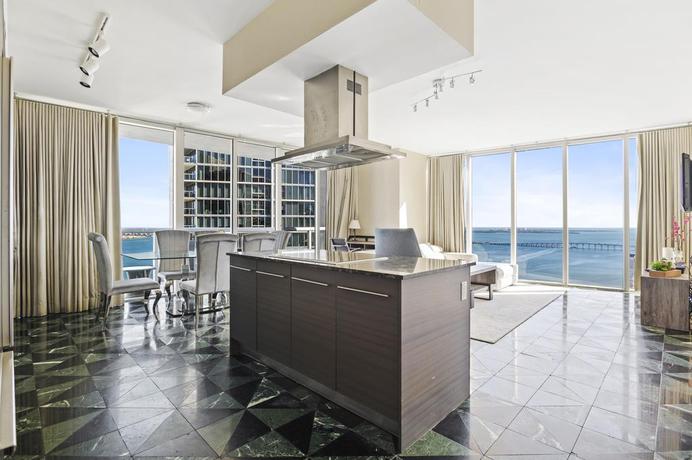 Imagen de la habitación del Hotel ICON Brickell residences. Foto 16