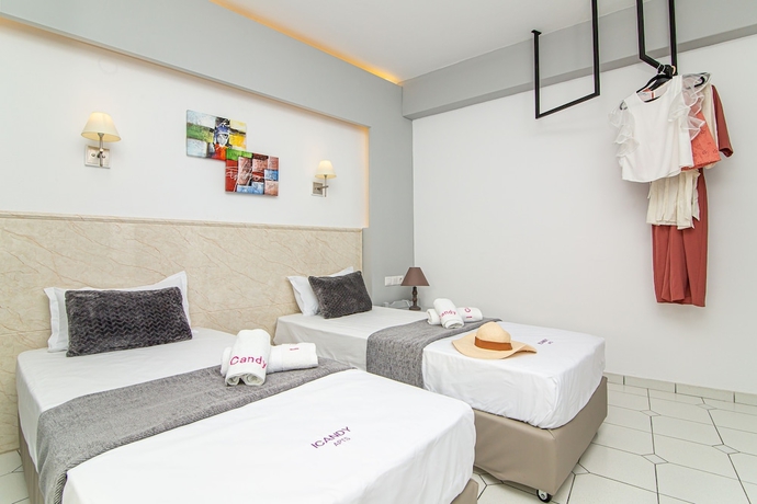 Imagen de la habitación del Hotel ICandy Sol. Foto 3
