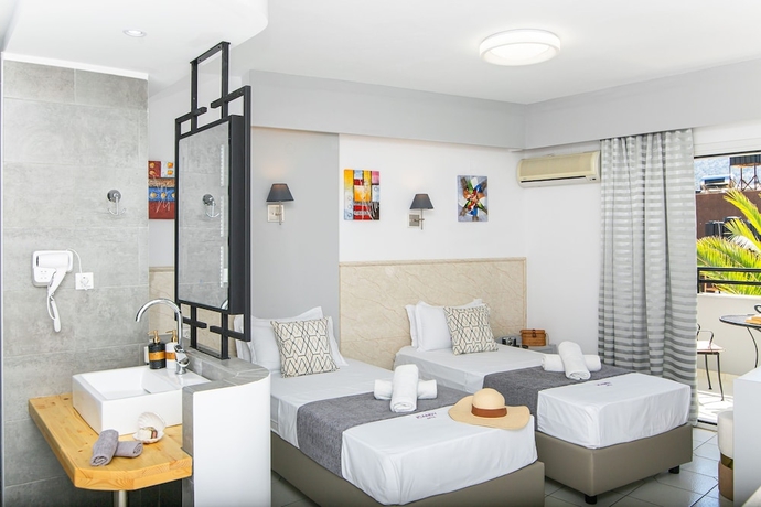 Imagen de la habitación del Hotel ICandy Sol. Foto 4