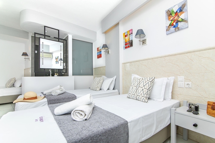 Imagen de la habitación del Hotel ICandy Sol. Foto 8