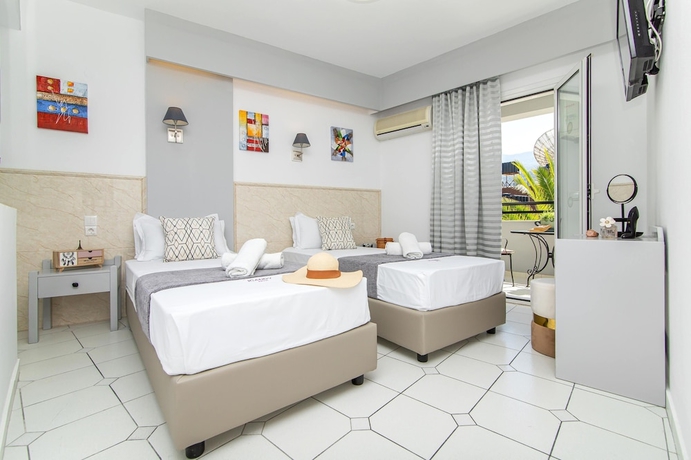 Imagen de la habitación del Hotel ICandy Sol. Foto 9