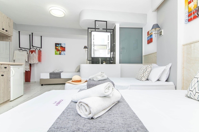 Imagen de la habitación del Hotel ICandy Sol. Foto 10