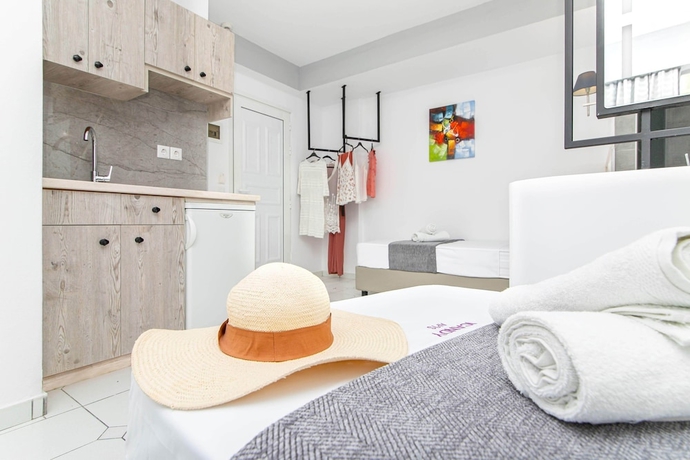 Imagen de la habitación del Hotel ICandy Sol. Foto 11