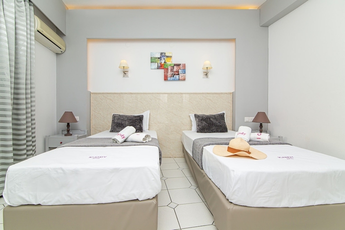 Imagen de la habitación del Hotel ICandy Sol. Foto 16