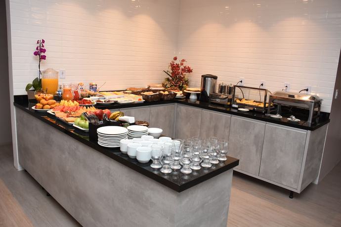 Imagen del bar/restaurante del Hotel ID. Foto 3