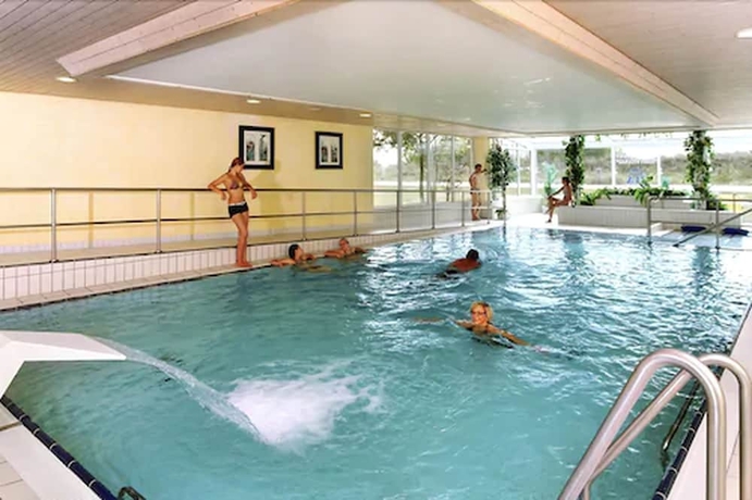 Imagen de la piscina del Hotel IFA FEHMARN FERIEN CENTRUM. Foto 19