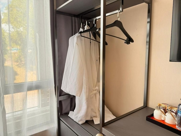 Imagen de la habitación del Hotel I-FLY HOTEL. Foto 10