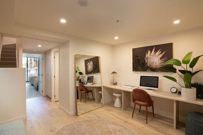 Imagen de la habitación del Hotel IFSuites Melbourne Village. Foto 4