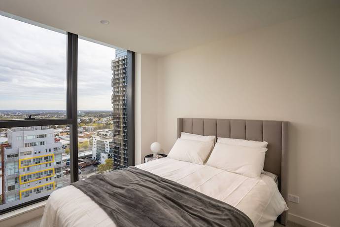 Imagen de la habitación del Hotel IFSuites Melbourne Village. Foto 5