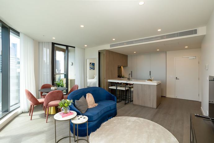 Imagen de la habitación del Hotel IFSuites Melbourne Village. Foto 15