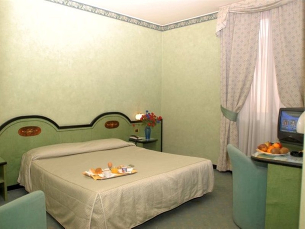 Imagen general del Hotel IH Hotels Milano Puccini. Foto 2