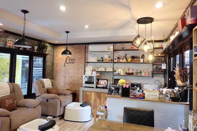 Imagen de los interiores del Hotel I-House Chiangrai. Foto 17