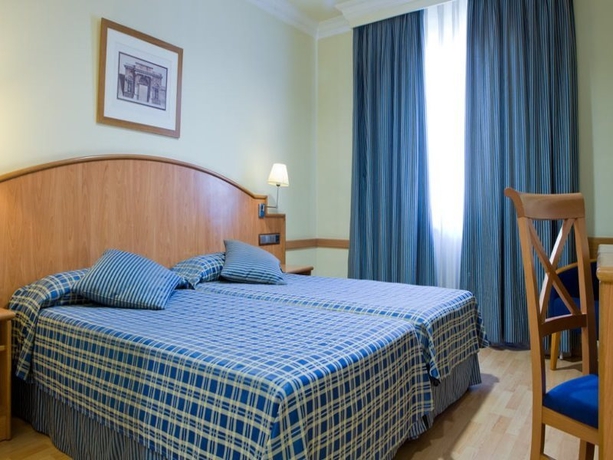 Imagen general del Hotel II Castillas Madrid. Foto 8