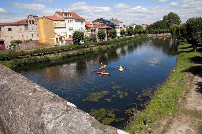 Imagen de los exteriores del Hotel IL Santa Clara. Foto 9