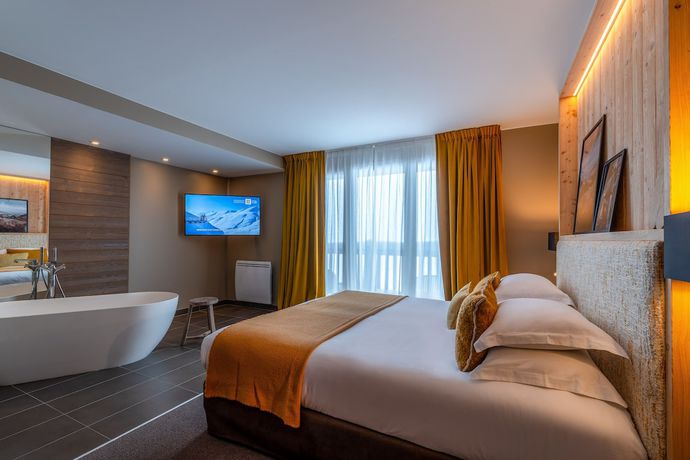 Imagen de la habitación del Hotel ILY Hotels La Rosiere. Foto 3