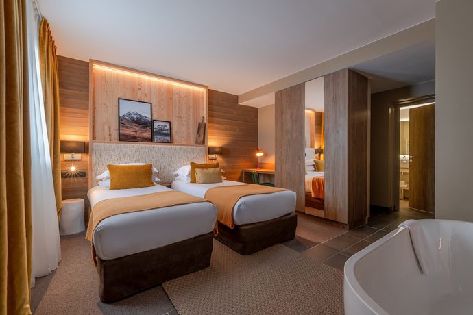 Imagen de la habitación del Hotel ILY Hotels La Rosiere. Foto 19