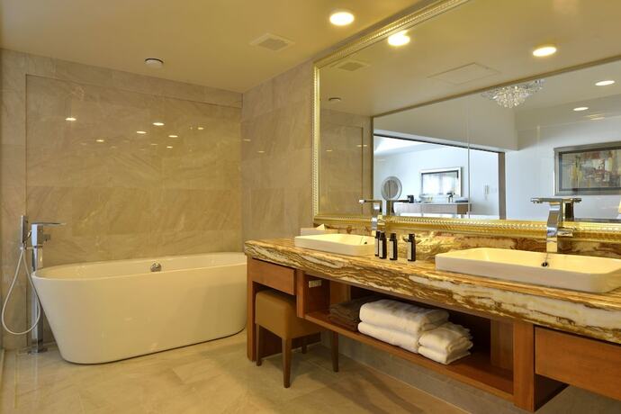 Imagen de la habitación del Hotel IMGYA PALACE. Foto 3