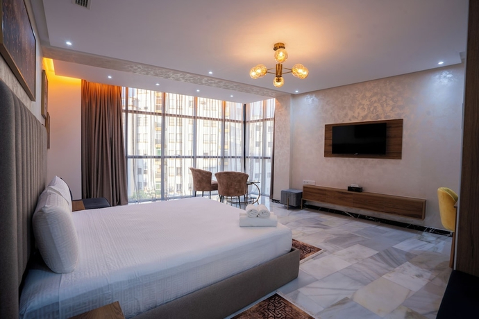 Imagen de la habitación del Hotel IMMOKA SUITES. Foto 2