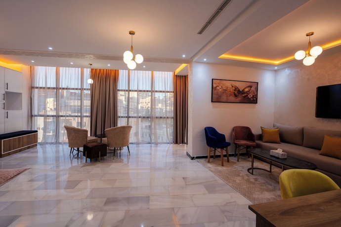 Imagen de la habitación del Hotel IMMOKA SUITES. Foto 5