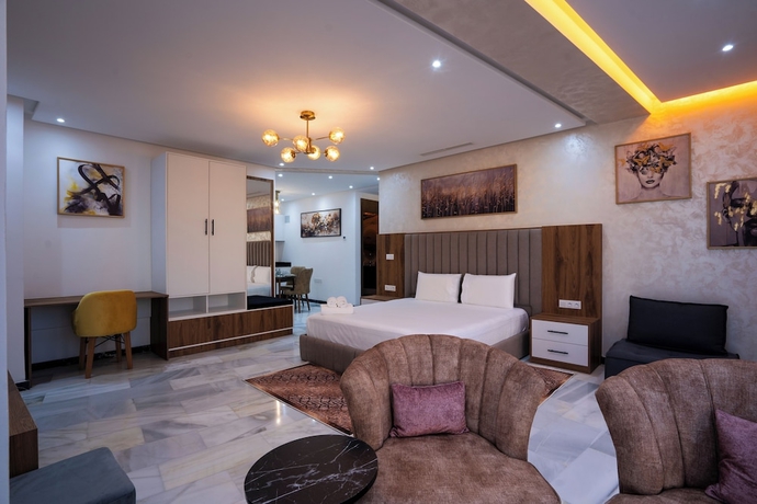 Imagen de la habitación del Hotel IMMOKA SUITES. Foto 8