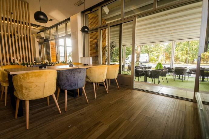 Imagen general del Hotel IN. Foto 21