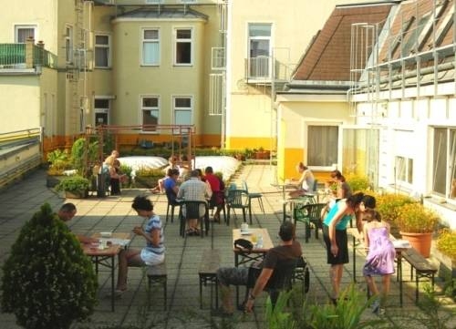 Imagen general del Hotel IN HERNALS. Foto 13