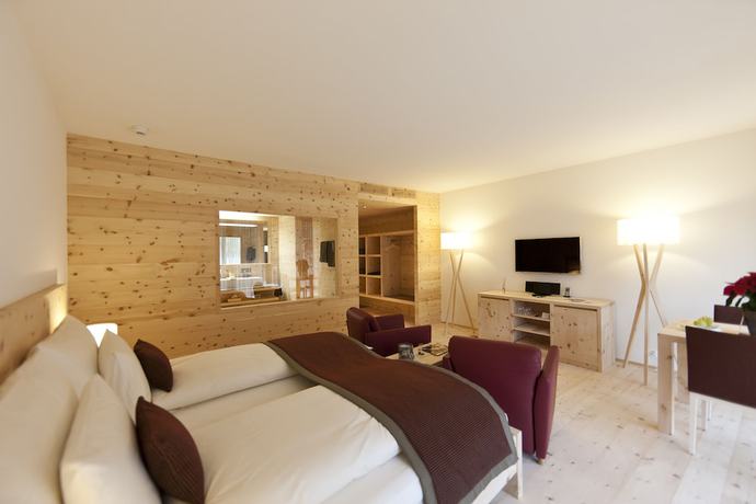 Imagen de la habitación del Hotel IN LAIN Cadonau. Foto 2