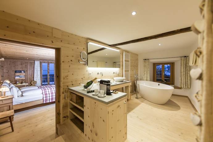 Imagen de la habitación del Hotel IN LAIN Cadonau. Foto 14