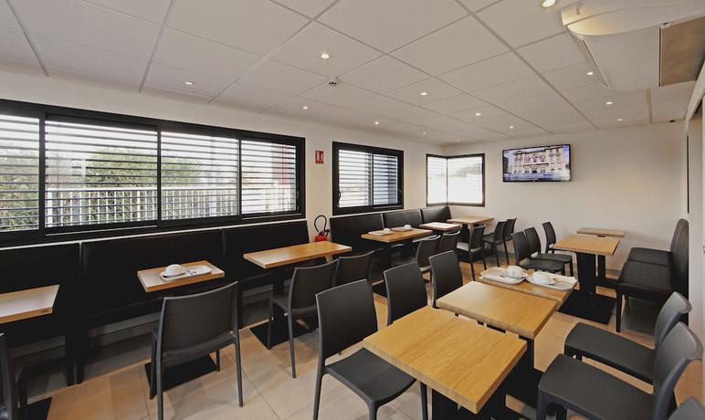 Imagen del bar/restaurante del Hotel IN Nancy Frouard. Foto 2