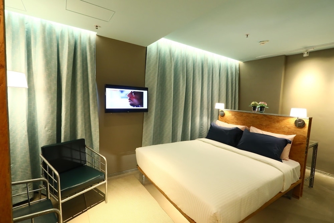 Imagen de la habitación del Hotel IND. Foto 8