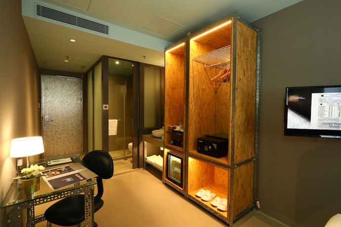Imagen de la habitación del Hotel IND. Foto 14