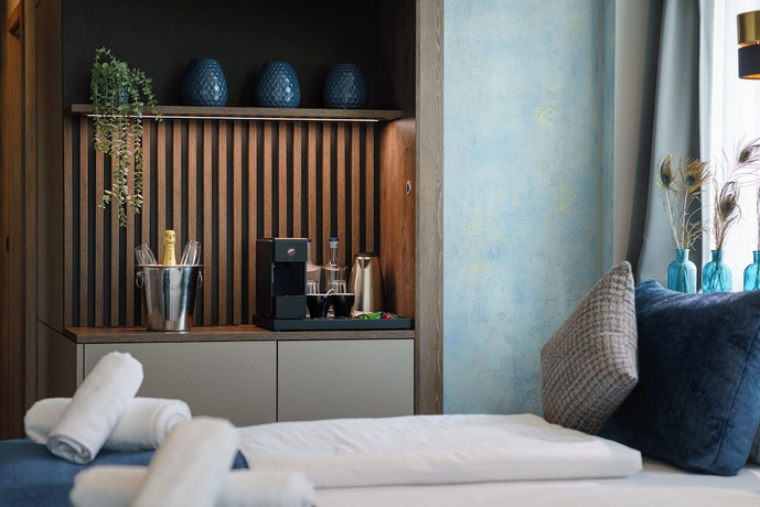 Imagen de la habitación del Hotel INFINITY Budapest. Foto 7