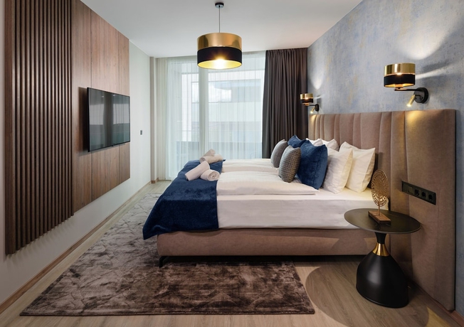 Imagen de la habitación del Hotel INFINITY Budapest. Foto 9