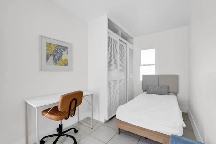 Imagen de la habitación del Hotel INLET PALM BEACHES. Foto 12