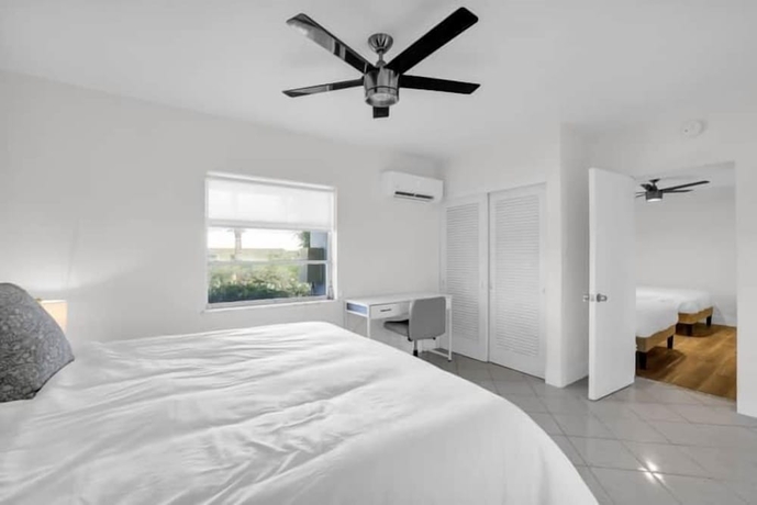 Imagen de la habitación del Hotel INLET PALM BEACHES. Foto 15